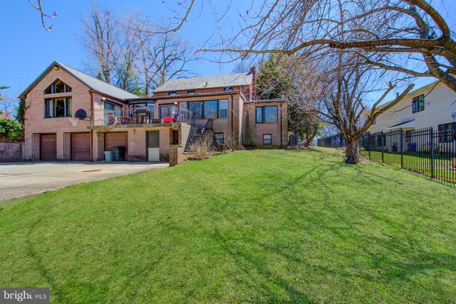 3425-29 W SCHOOL HOUSE LN, Philadelphia, PA 19129