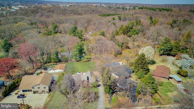 3425-29 W SCHOOL HOUSE LN, Philadelphia, PA 19129