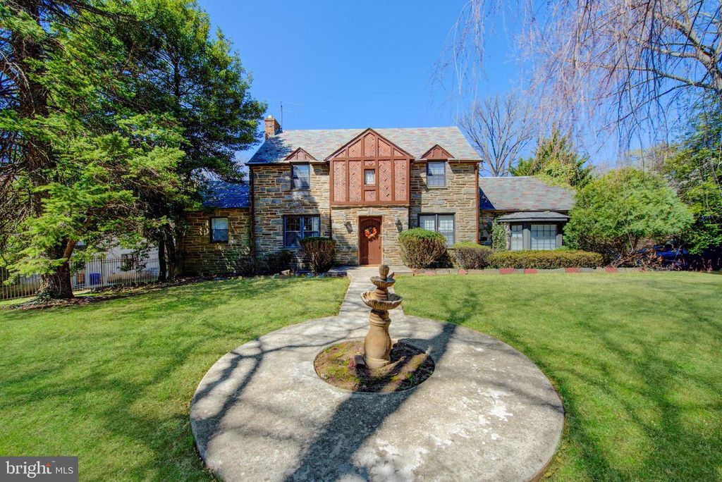 3425-29 W SCHOOL HOUSE LN, Philadelphia, PA 19129