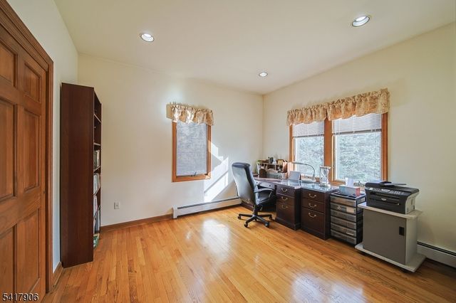 19 Dave Espie Way, Wayne Twp., NJ 07470