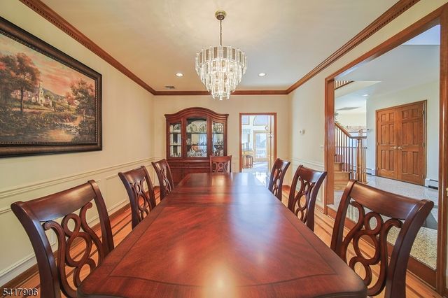 19 Dave Espie Way, Wayne Twp., NJ 07470
