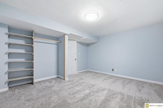 4118 N 94th Street, Omaha, NE 68134