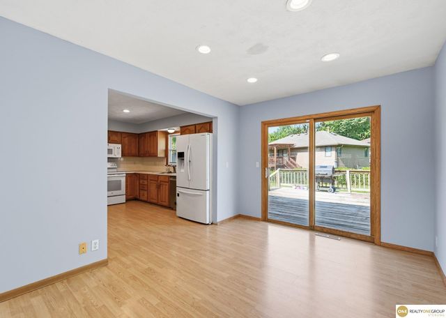 4118 N 94th Street, Omaha, NE 68134