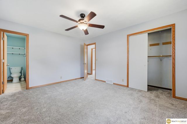 4118 N 94th Street, Omaha, NE 68134