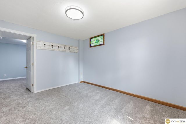 4118 N 94th Street, Omaha, NE 68134