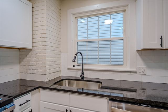 1905 Emerson Avenue, Dayton, OH 45406
