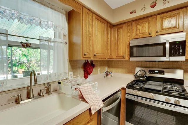 4643 1ST STREET NW, Lakeland, FL 33810