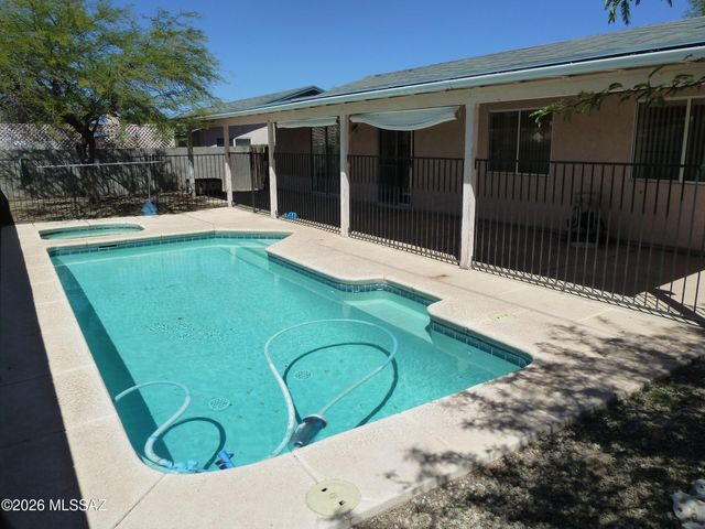 7920 S Danforth Avenue, Tucson, AZ 85747