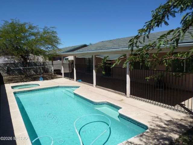7920 S Danforth Avenue, Tucson, AZ 85747