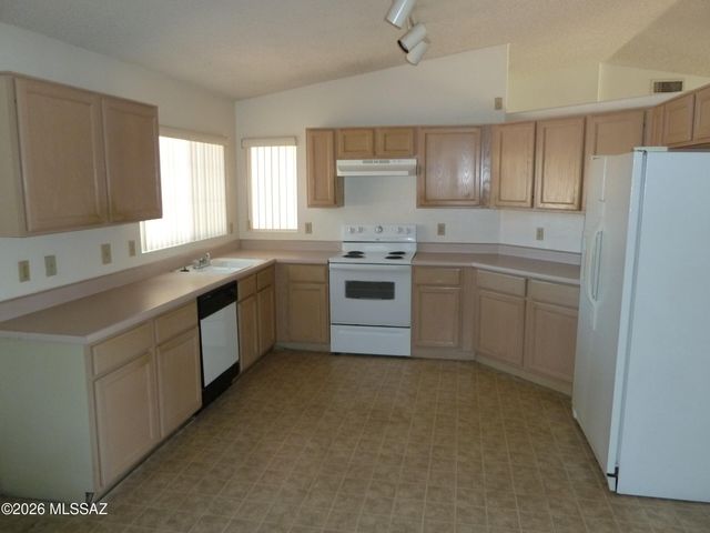 7920 S Danforth Avenue, Tucson, AZ 85747