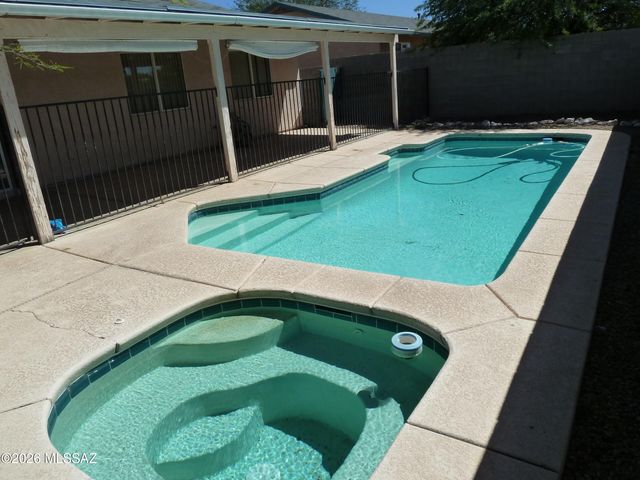 7920 S Danforth Avenue, Tucson, AZ 85747