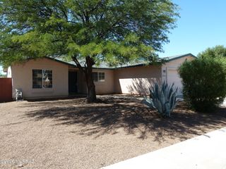 7920 S Danforth Avenue, Tucson, AZ 85747