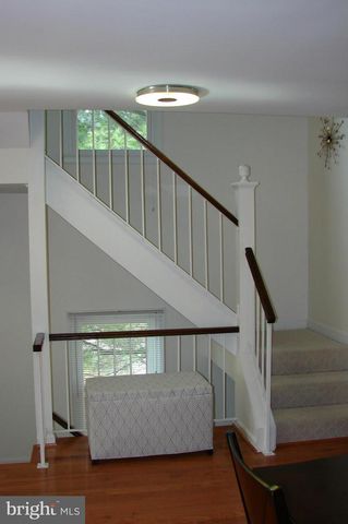 1331 TEMPLETON PL, Rockville, MD 20852