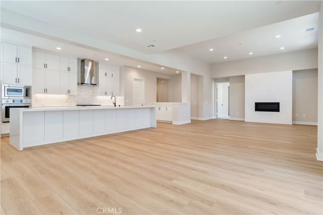 6548 Canyon Oaks Drive, Simi Valley, CA 93063