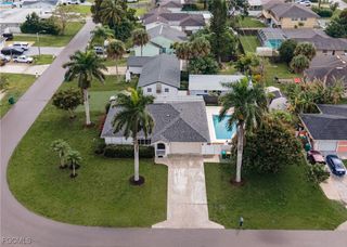 4100 29th PL SW, Naples, FL 34116