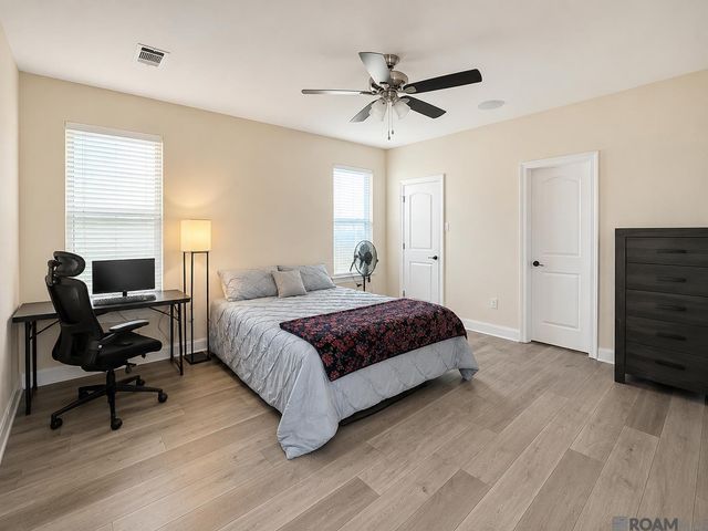 15430 Woodlore Dr, Baton Rouge, LA 70816