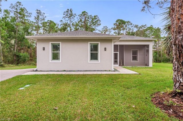 3512 16th AVE NE, Naples, FL 34120