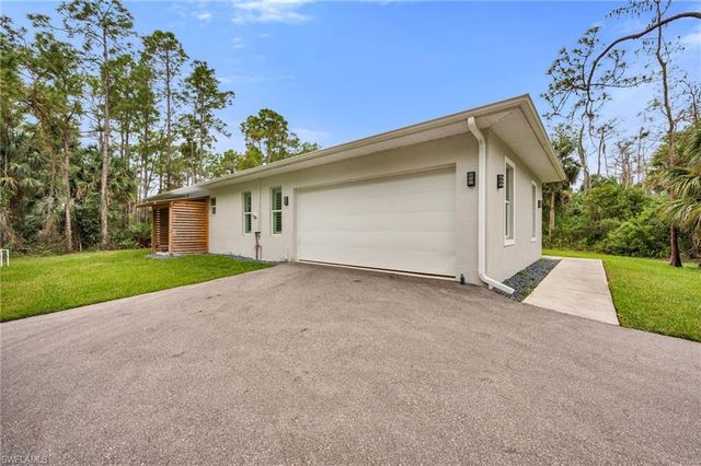 3512 16th AVE NE, Naples, FL 34120