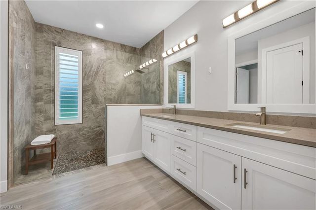 3512 16th AVE NE, Naples, FL 34120