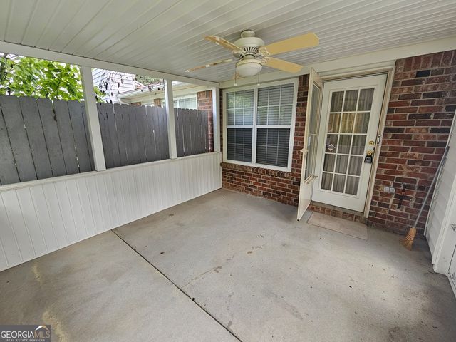 235 Monmouth Drive, Fayetteville, GA 30214