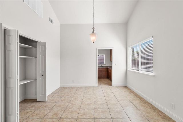 6116 Herndon Pl, Stockton, CA 95219