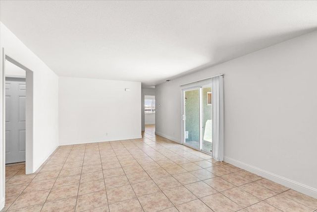 6116 Herndon Pl, Stockton, CA 95219