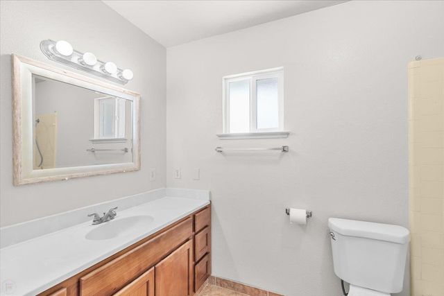 6116 Herndon Pl, Stockton, CA 95219