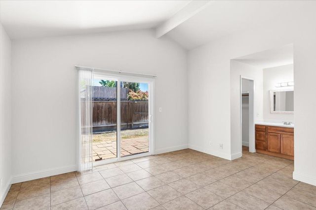 6116 Herndon Pl, Stockton, CA 95219