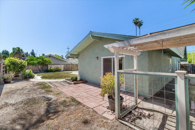 6116 Herndon Pl, Stockton, CA 95219