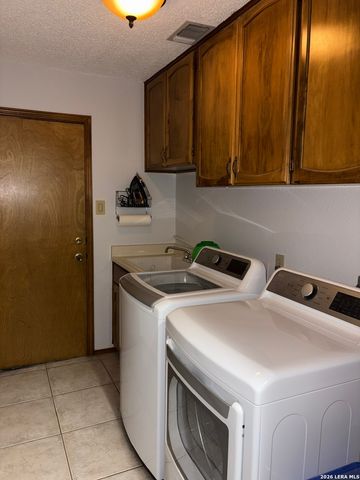 2215 OAK RNCH, San Antonio, TX 78259