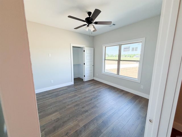 25 Jackson Loop, Ward, AR 72007