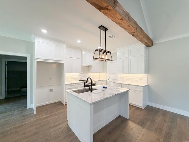 25 Jackson Loop, Ward, AR 72007