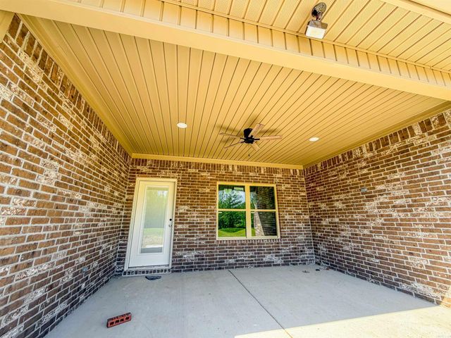 25 Jackson Loop, Ward, AR 72007