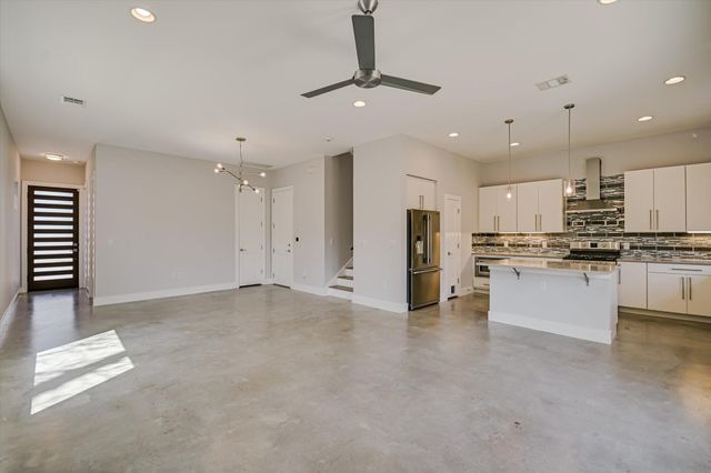1131 Mason Ave A, Austin, TX 78721