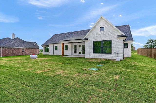 410 Shelby Trail, Bells, TX 75414