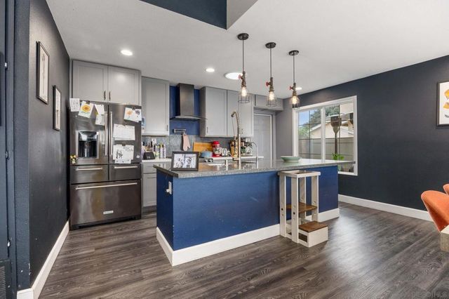 8358 Ridge Route Rd, San Diego, CA 92120