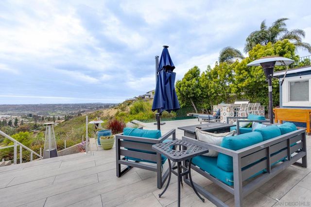 8358 Ridge Route Rd, San Diego, CA 92120