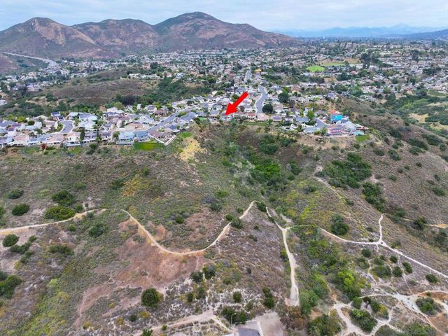 8358 Ridge Route Rd, San Diego, CA 92120