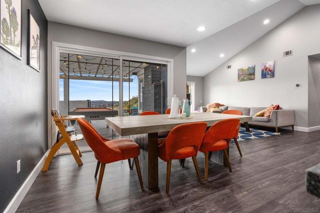 8358 Ridge Route Rd, San Diego, CA 92120