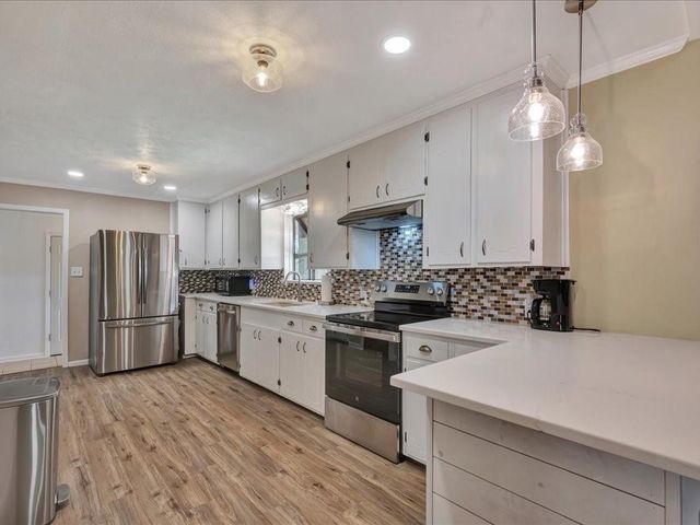 1013 Dewitt Hinson Road, Pollok, TX 75969