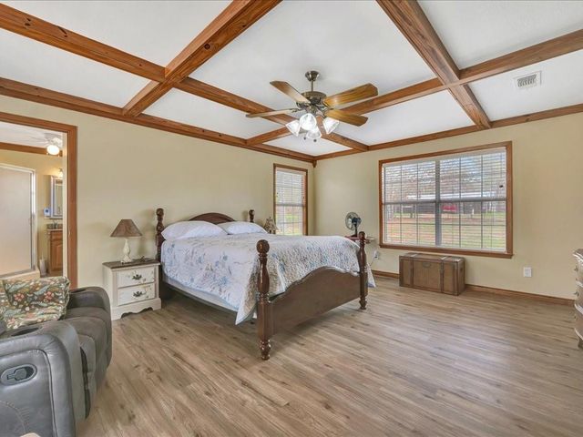 1013 Dewitt Hinson Road, Pollok, TX 75969