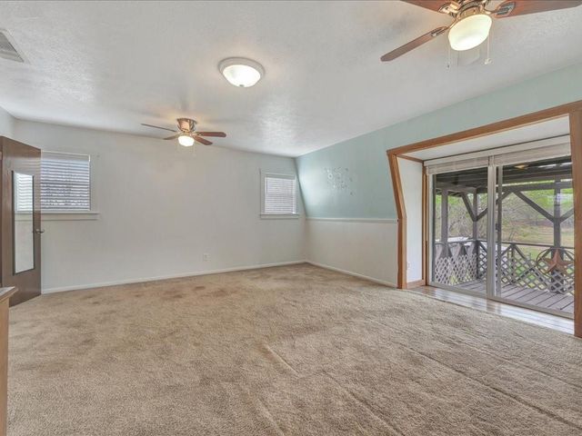 1013 Dewitt Hinson Road, Pollok, TX 75969