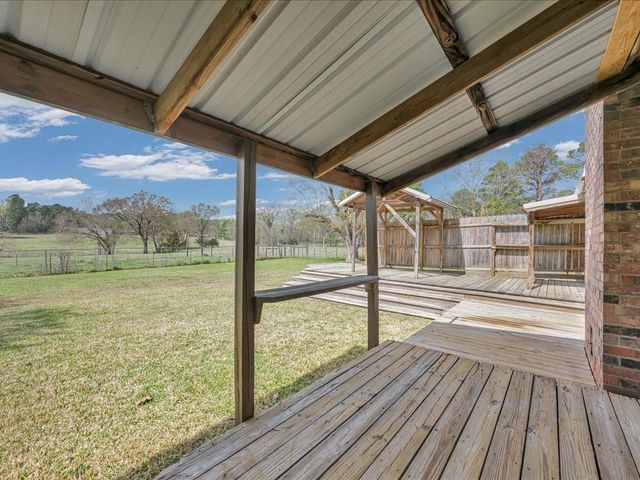 1013 Dewitt Hinson Road, Pollok, TX 75969