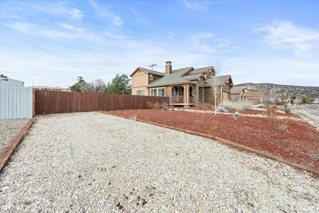 341 Maple Ridge Drive, Big Bear, CA 92314