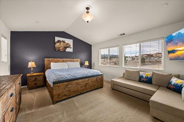 341 Maple Ridge Drive, Big Bear, CA 92314