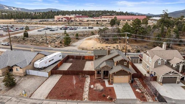 341 Maple Ridge Drive, Big Bear, CA 92314