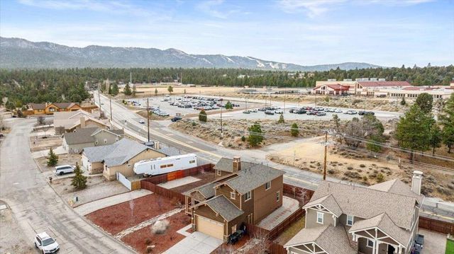 341 Maple Ridge Drive, Big Bear, CA 92314