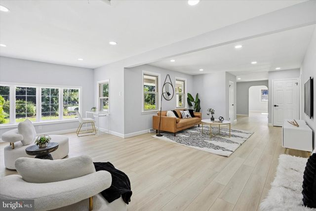 116 WAYNE DR, Cinnaminson, NJ 08077