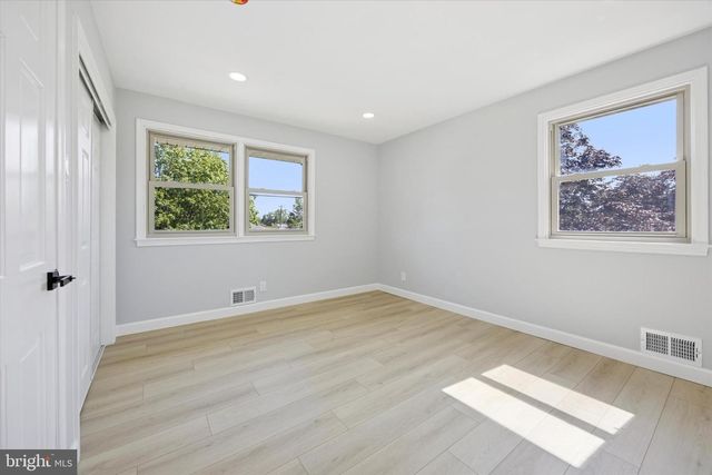 116 WAYNE DR, Cinnaminson, NJ 08077