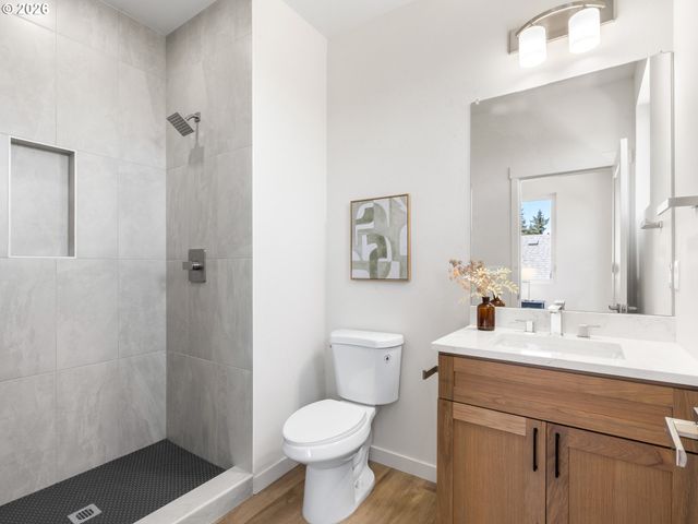 5870 N MISSOURI Ave, Portland, OR 97217